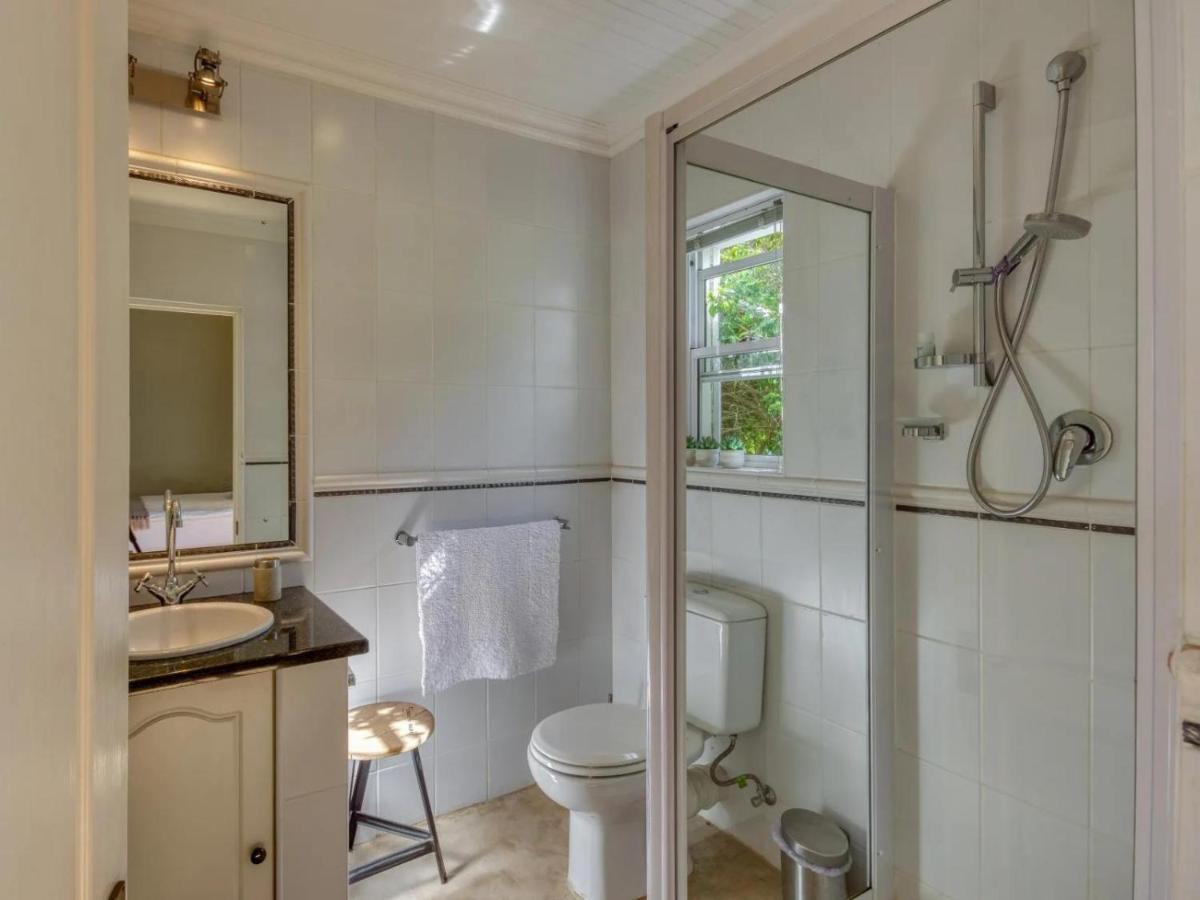 Explorer Guesthouse 서머싯웨스트 객실 사진